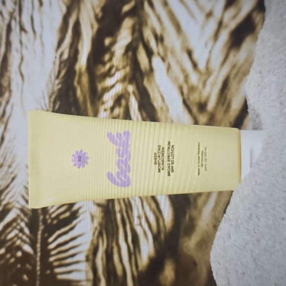 NEW Bask Sheer Moisturizing Sunscreen SPF 30 Lotion 3.4 OZ - Picture 8 of 8